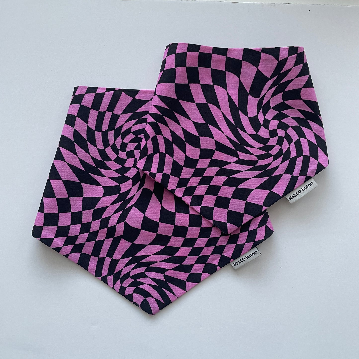 Bandana - Pink Wave Checker